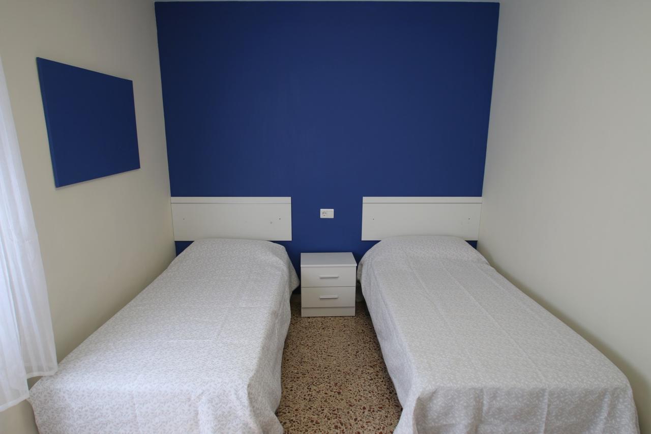 Apartamento Luisa กัมบริลส์ ภายนอก รูปภาพ