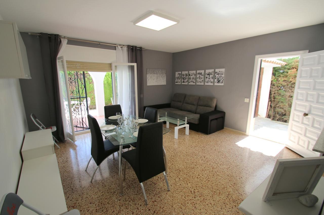 Apartamento Luisa กัมบริลส์ ภายนอก รูปภาพ